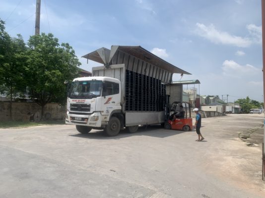 Dịch vụ vận chuyển bằng xe tải - Vận Tải Ngọc Quảng - Công Ty TNHH Vận Tải Ngọc Quảng